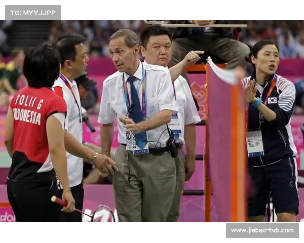 比赛前两轮将在海滨球场和种植园球场同时进行